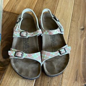 Birkenstock Tanesha Soft like new Sz 38. I’m an 8.5